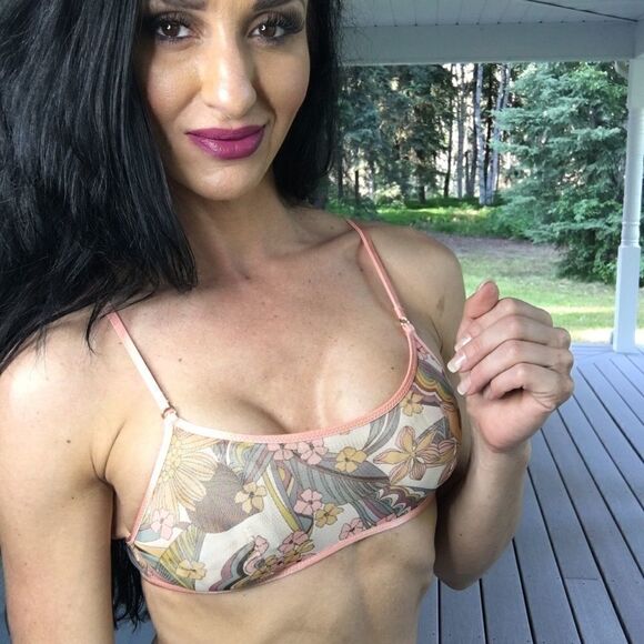 NWT Victoria’s Secret floral mesh bralette - Picture 1 of 5